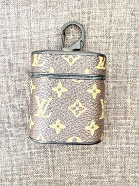 🤎Brown and 💛Gold AirPods Style Case 1st generation